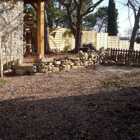 Un Havre De Paix Villa Aigues-Vives  Bagian luar foto