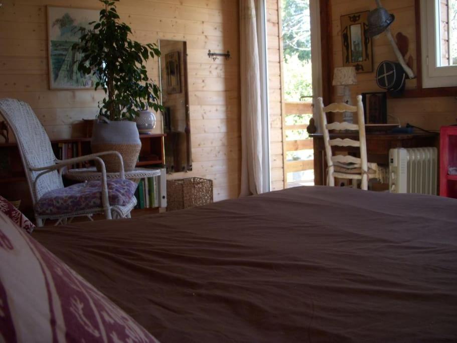 Un Havre De Paix Villa Aigues-Vives  Bagian luar foto